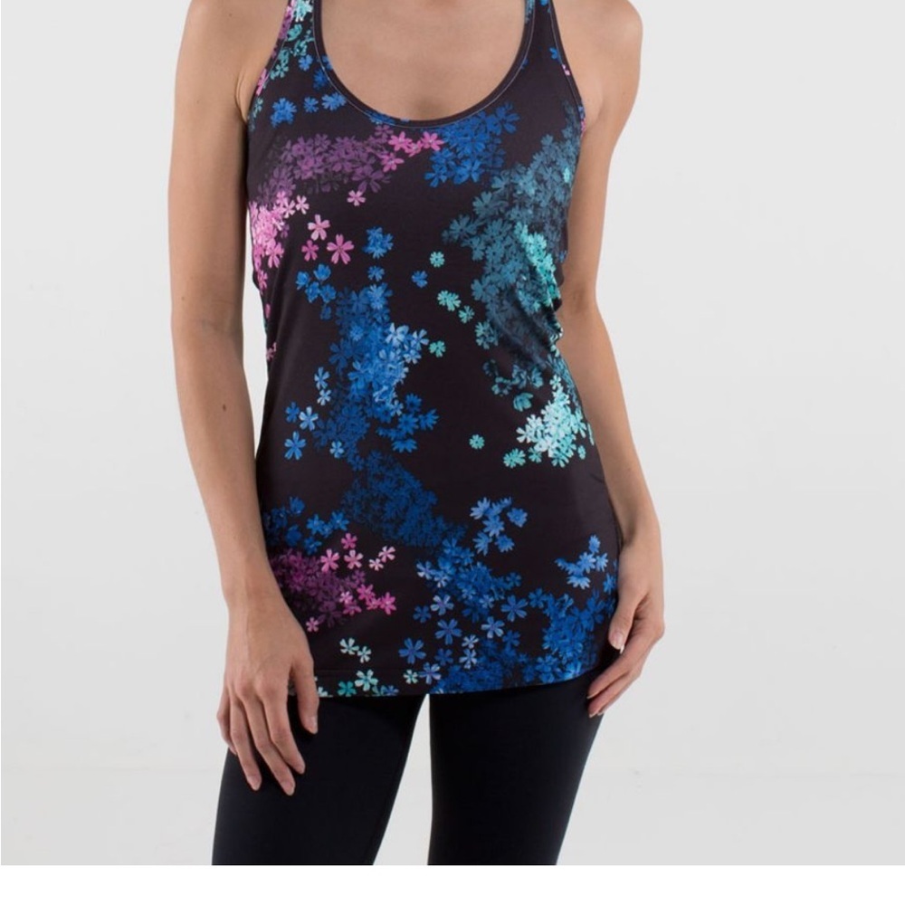 Lululemon Cool Racerback
Petal Pop Multi Luan Light​​